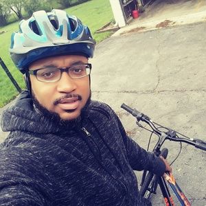 Meet your Posher, Eric